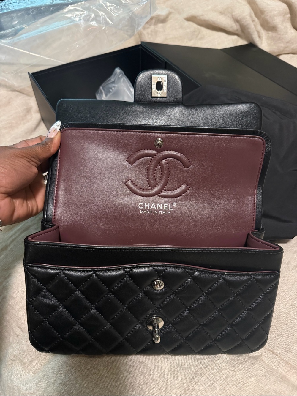Classic Quilted Caviar Leather Double Flap Bag in Black (Medium size) - Picture 5 of 10